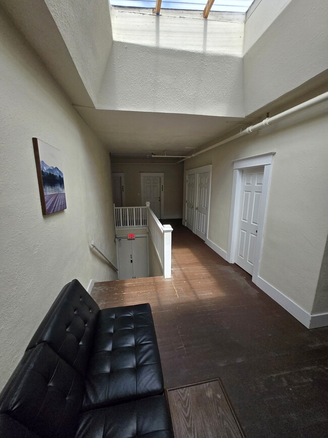 97 E 1st common area