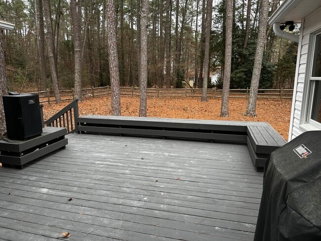 Photo - 440 Lobelia Dr