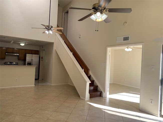 Building Photo - 2710 Grants Lake Blvd Unit P3