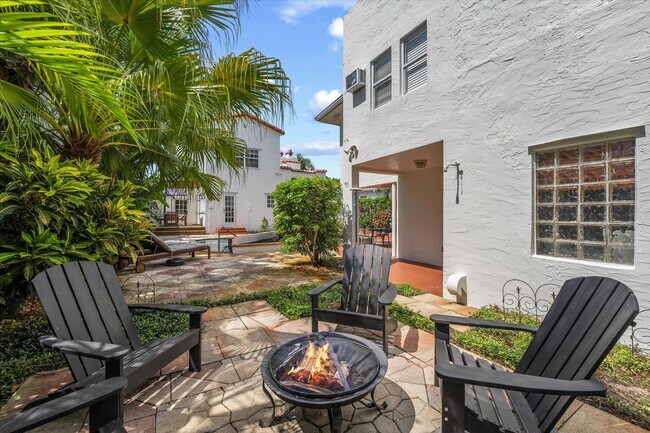 Photo - 221 Greymon Dr