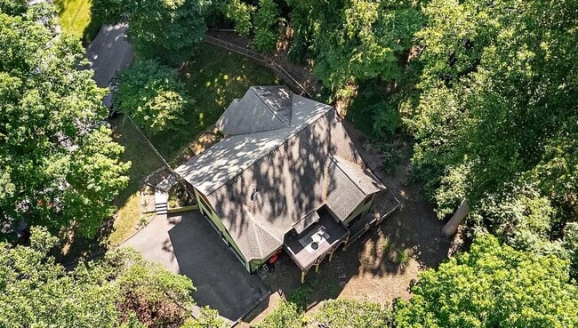 Building Photo - 12 Mountain Site Ln