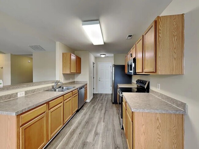 Photo - 2205 Centergrove Rd