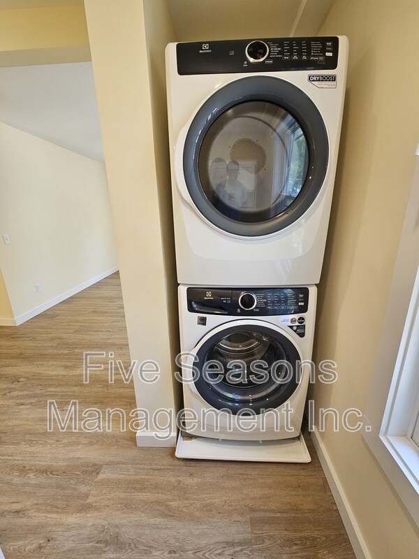 Photo - 48 Greene St