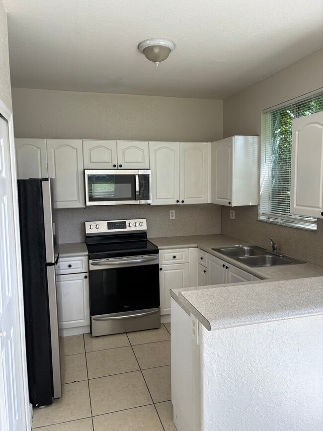 Photo - 2528 SE 14th Ave