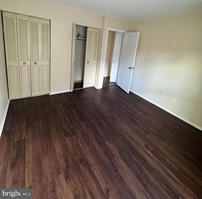 Photo - 11919 Parklawn Dr Unit 201