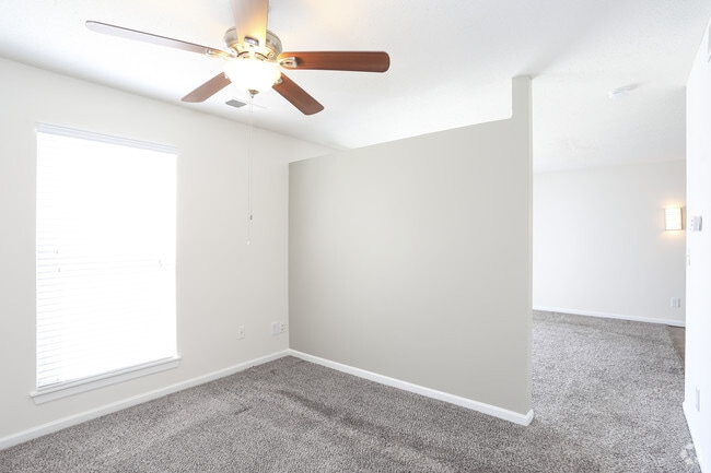 575 ft².