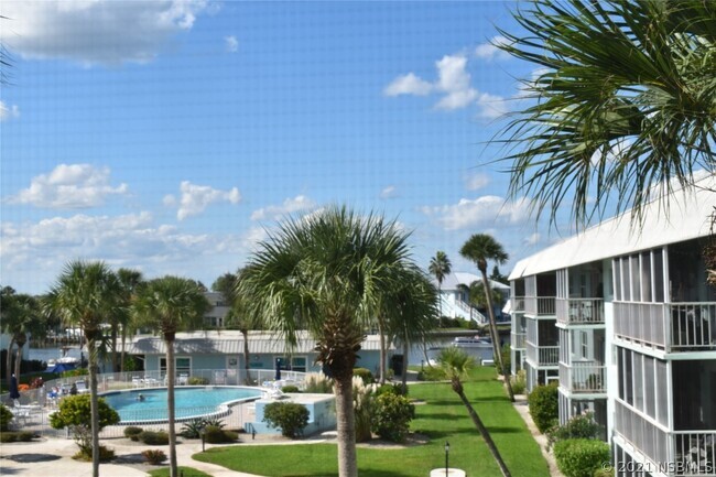 Building Photo - 325 N Causeway- Rental