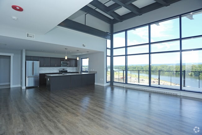 River House Apartments