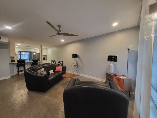 Photo - 2471 Sumatran Way Unit 51