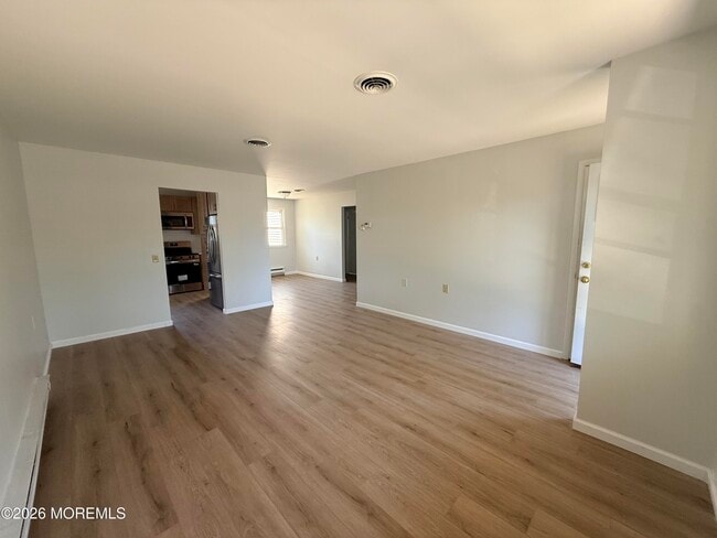 Photo - 50 Westport Dr