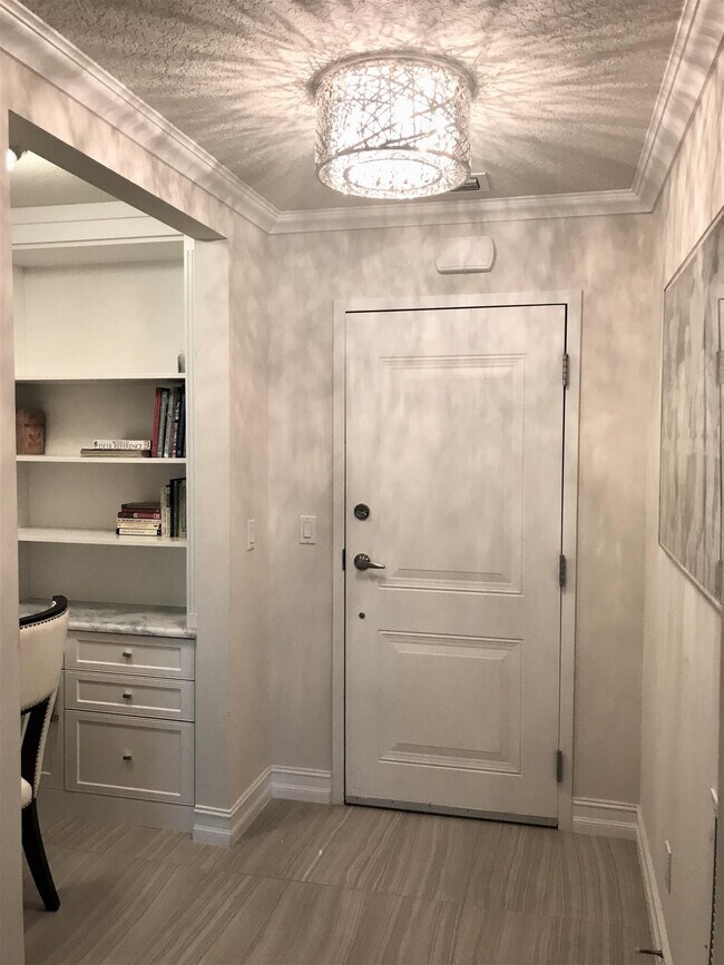 Photo - 431 Bay Colony Dr N Unidad 431