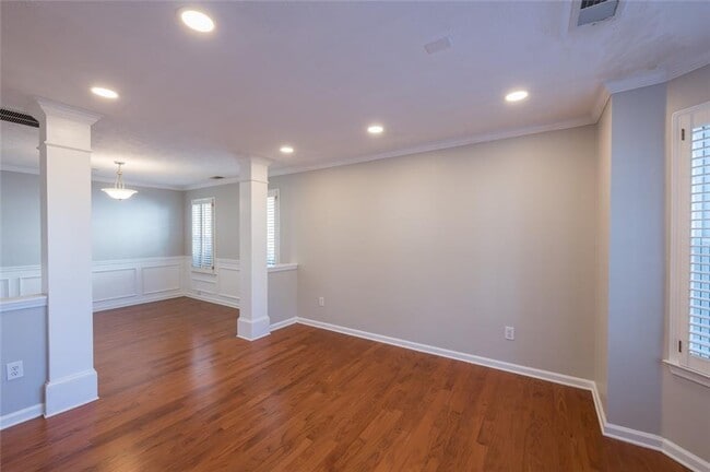 Photo - 3789 Seattle Pl NW