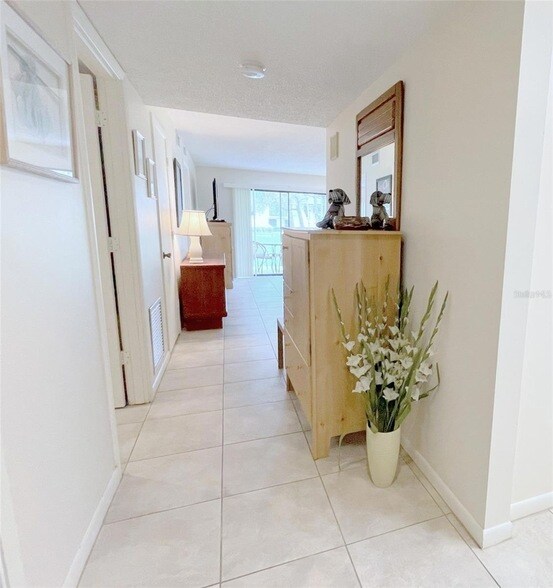 4648 Longwater Chase Unidad 99