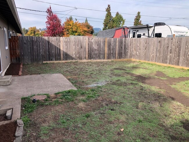 Photo - Beautifully updated 2 bed/1bath duplex in ...