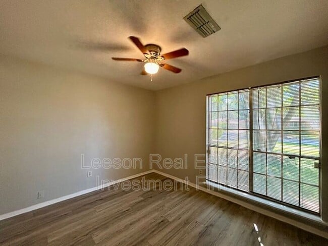 Photo - 317 Oregon Ave