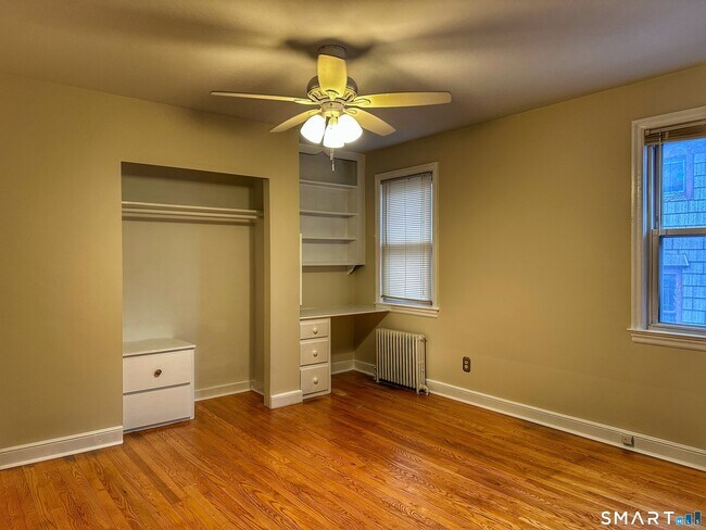 181 Fox St Unit 1