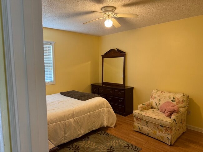 Photo - 4150 Horseshoe Rd N