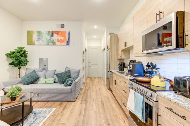 Photo - 1111 Shepherd Dr Unit SI ID1380754P