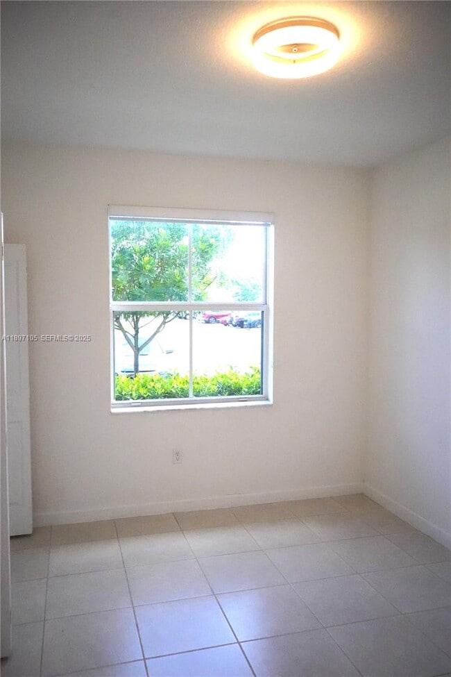 Photo - 1450 SE 26th Ter