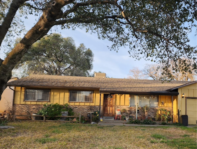 Building Photo - 20486 Womack Rd