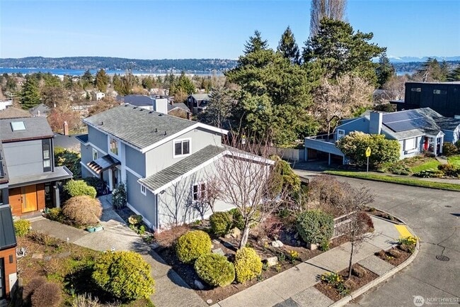 Photo - 6001 60th Ave NE