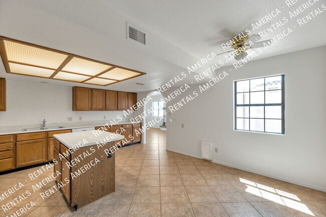 Photo - 13831 N Kendall Dr Unit B