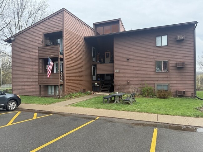 Building Photo - 355 Village Blvd N
