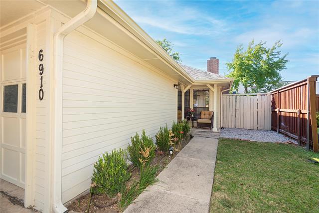 Photo - 6910 Winding Creek Ct