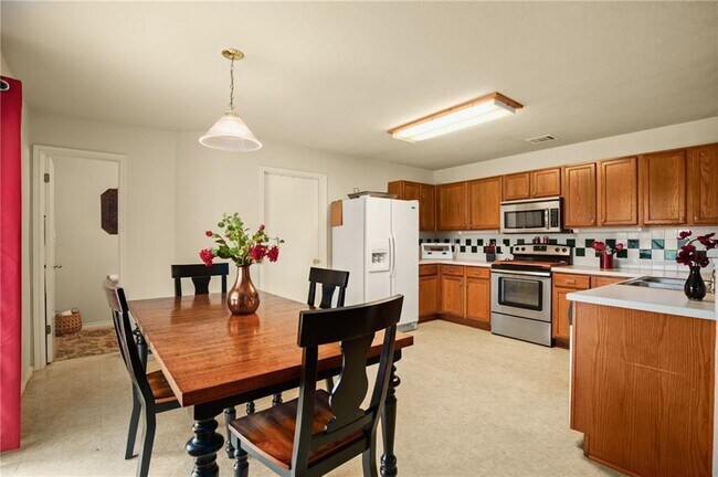 Photo - 705 Riverway Ln