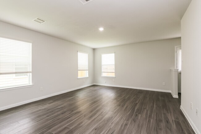 Photo - 2447 Gibbs Bend Ct