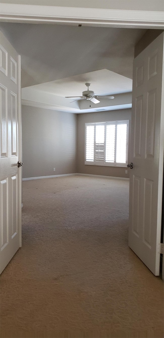 Photo - 3337 Crossland St
