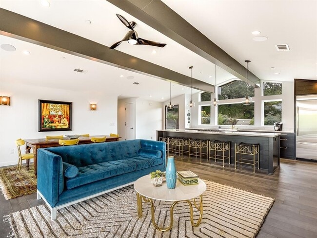 Photo - 2700 Rollingwood Dr