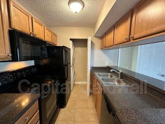 Photo - 209 Lake Brook Cir Unit LB103
