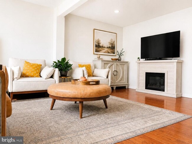 Building Photo - 5580 Hecate Ct