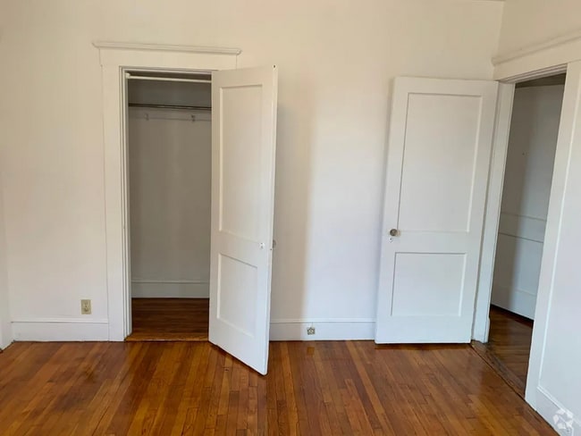 Building Photo - 11 Scottfield Rd Unit 1 Rental