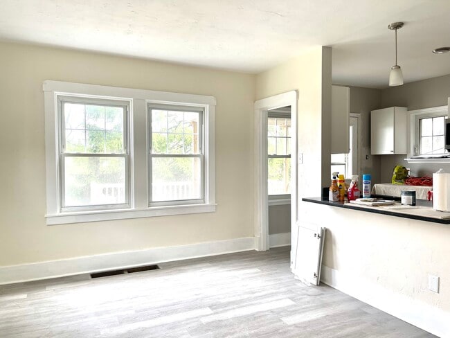 Photo - 2331 Los Angeles Ave