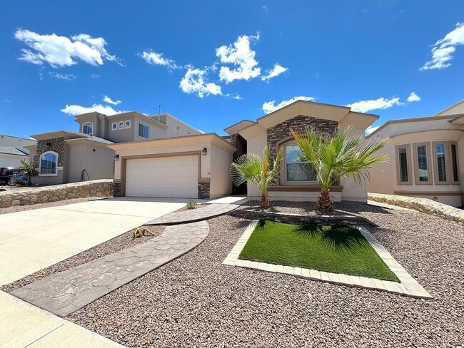 Photo - West El Paso 4 bed refrig A/C Home in Enchanted Ridge!