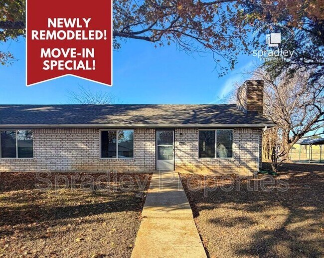 Building Photo - 3306 Keller Rd