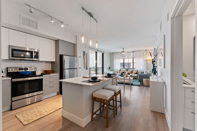 Photo - Marina del Viento