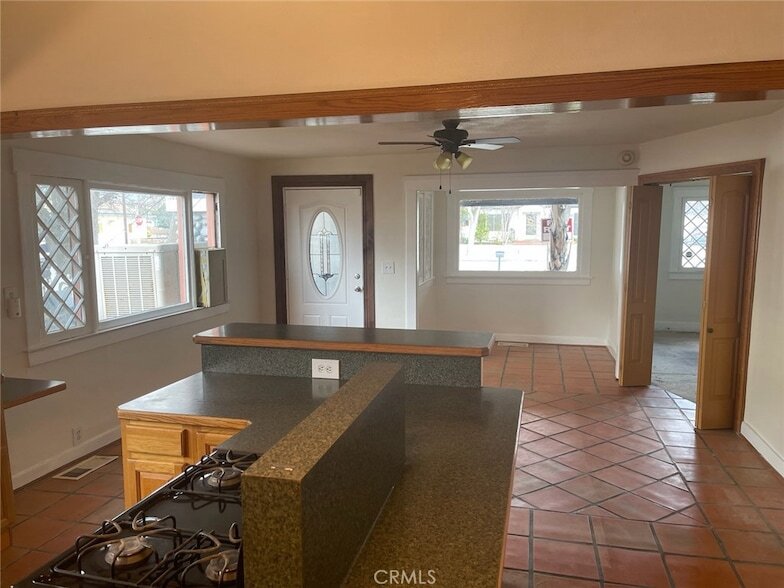 Photo - 311 S Harvard St