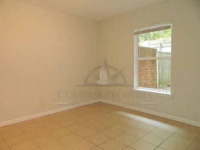 Photo - 541 Timber Ridge Ct