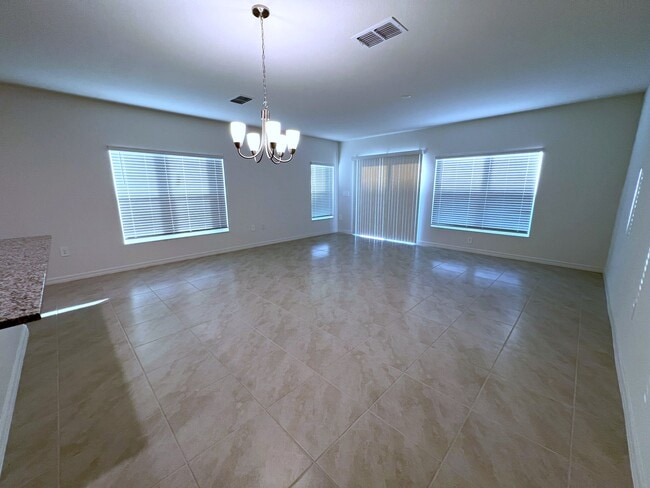 Photo - 758 Stoney Pointe Cir