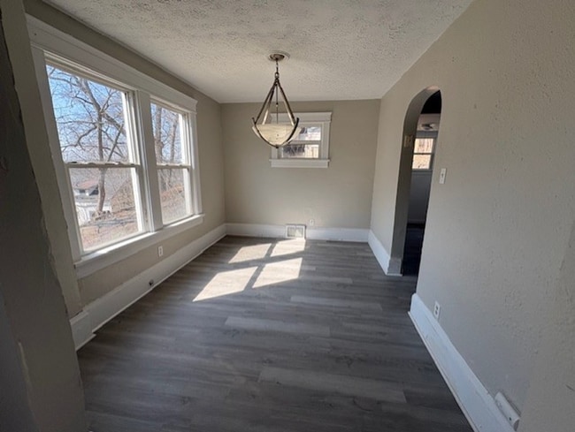 Photo - Truly Updated 2-Bedroom Rental Near North Akron Conveniences