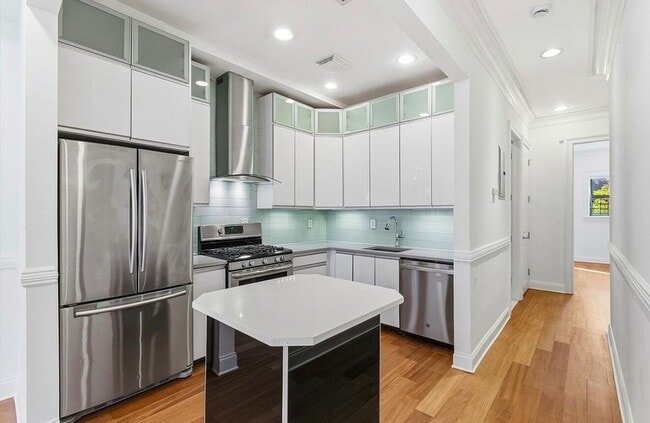 Photo - 312 W 138th St Unidad 2