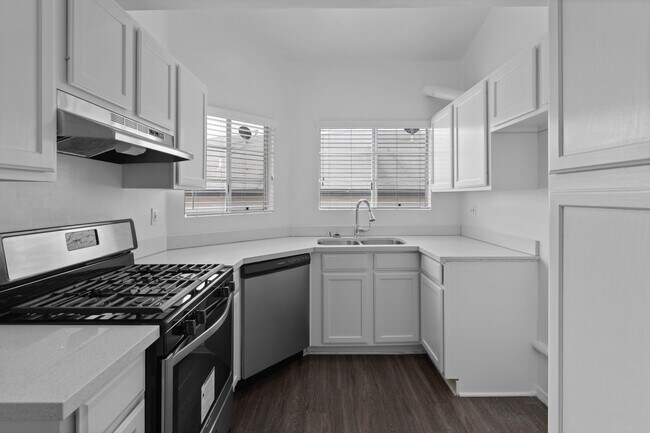 Photo - 2336 20th St