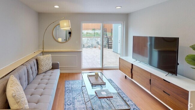 Building Photo - 1582 42nd Ave Rental