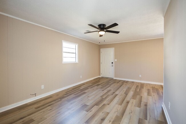 Photo - 732-732 Randall St Unidad 32