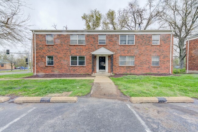 (483) 5830-44 Bermuda Rd