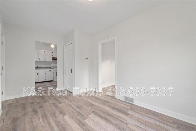 Photo - 1221 Prospect Ave