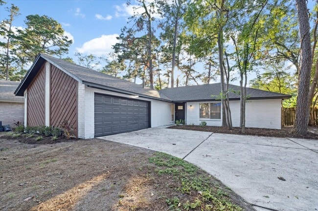 Building Photo - 22811 Cranberry Trail